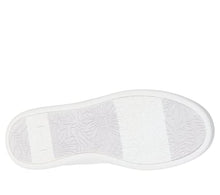 Load image into Gallery viewer, WOMEN&#39;S SLIP-INS: BOBS D&#39;VINE - SO FLATTERED
