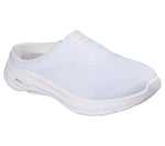 WOMEN'S GOwalk 8