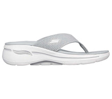 Load image into Gallery viewer, WOMEN&#39;S GO WALK Arch Fit Sandal - Luminous
