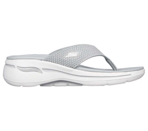 WOMEN'S GO WALK Arch Fit Sandal - Luminous