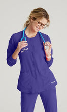 Load image into Gallery viewer, WOMEN&#39;S CLOTHING 2PKT STABILITY SNAP WARMUP SCRUB
