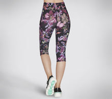 Load image into Gallery viewer, WOMEN&#39;S CLOTHING THE GOFLEX ULTRAVIOLET CAPRI
